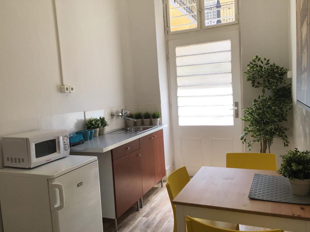 בודפשט Budget Apartment By Hi5-Rakoczi 24 מראה חיצוני תמונה