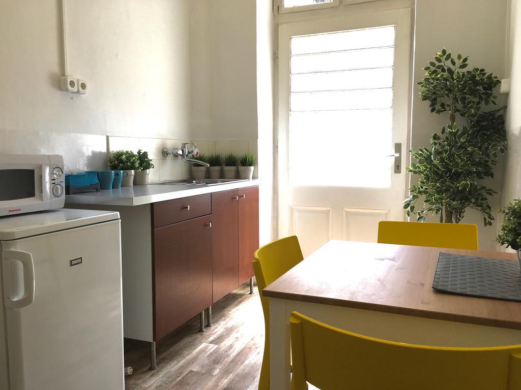 בודפשט Budget Apartment By Hi5-Rakoczi 24 מראה חיצוני תמונה