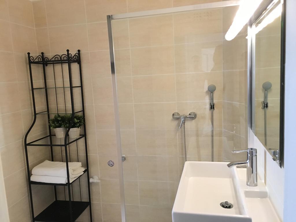 בודפשט Budget Apartment By Hi5-Rakoczi 24 מראה חיצוני תמונה