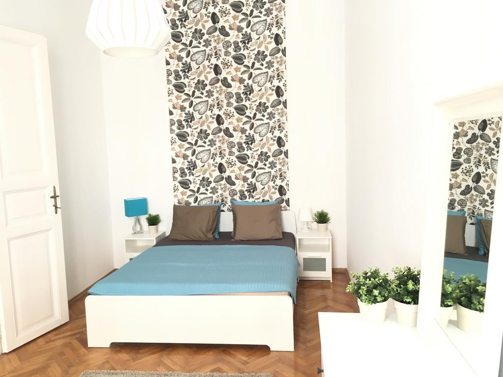 בודפשט Budget Apartment By Hi5-Rakoczi 24 מראה חיצוני תמונה